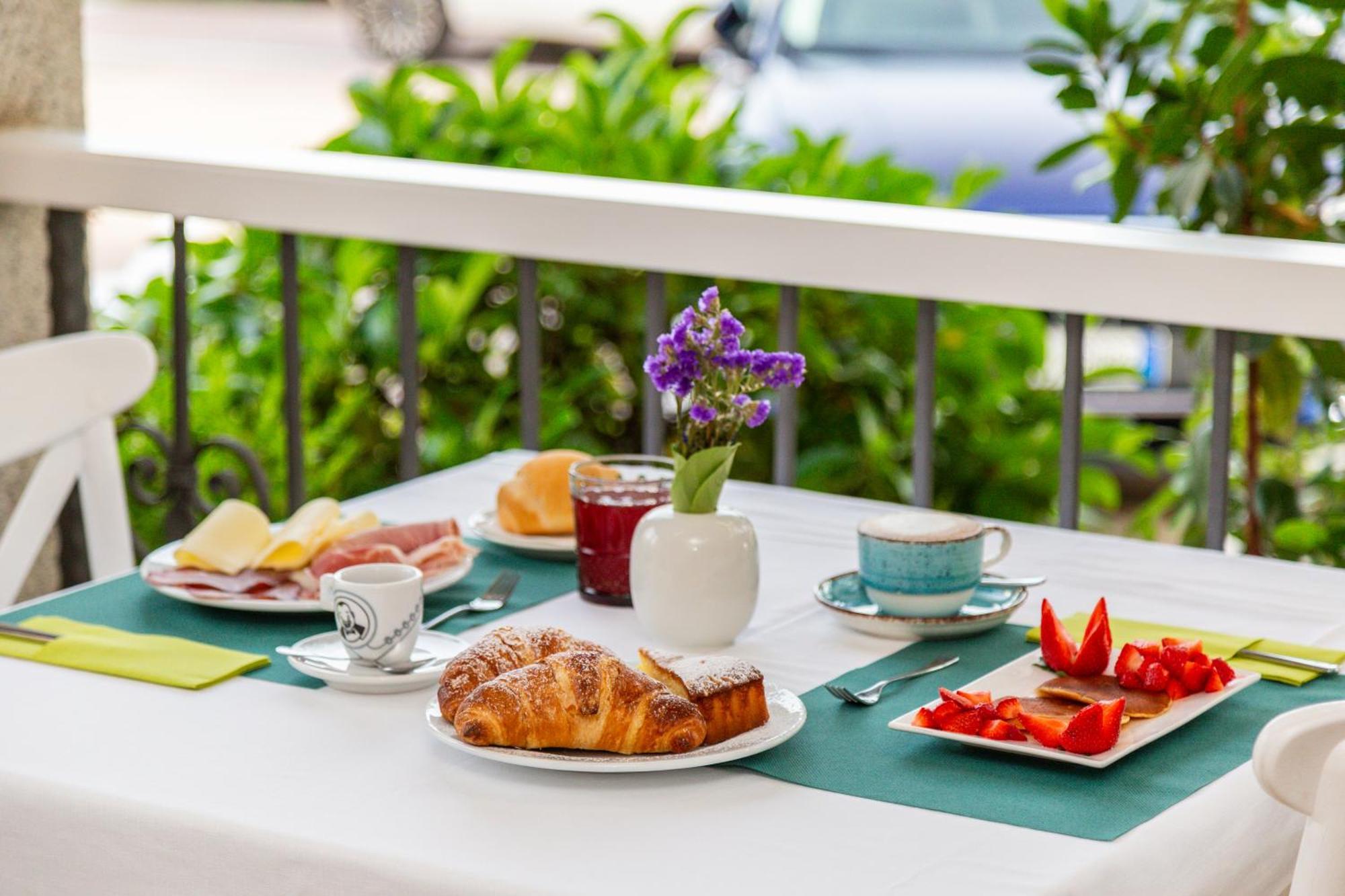 Hotel Donatella 포사타 외부 사진